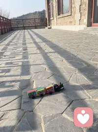 每个人都带着原生家庭的痛……配图