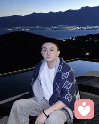 多年如一日的坚持 换来日久见人心的认可 这世界从不缺聪明人 实在、本分、厚道、才是长久之道。