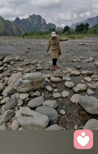 今天入驻平台第51天。
让病人在放松状态下去自由联想，也翁获得与催眠状态下同样的效果。
                  
                          ———奥地利精神病医生 弗洛伊德



                               2026年3月6号配图