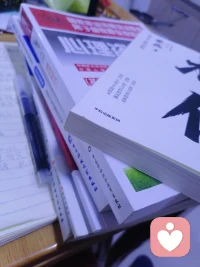 60岁，在别人看来退休了，就该选择清闲的生活方式，可我我偏不，再次为爱创业，造择从头学习心理学，做一名倾听师，目标心理咨询师，夕语你不要着急，一步一步来，别怕慢，只要不停下来，目标就有希望，加油！配图