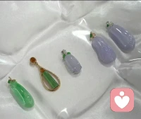 世界是你内心的镜子】
你遇到的所有人，都是你内在的投射。
喜欢的人，照见了你灵魂已有的光芒;讨厌的人，暴露了你内心未愈的伤。冲突不是偶然，而是提醒你:“这里该成长了。”
外界无对错，只是你能量的显化配图