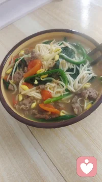 情绪的背后，是我们未被满足的
需求
生活中，我们时常感到焦虑、愤怒、
悲伤，甚至无助。这些情绪往往是我们内心需求未
被满足的信号。当你能够理解这些情绪背后的需求
时，你就能更好地处理它们，让自己走得更轻松、
更自在。
 
焦虑：背后是对“掌控感”的需求
愤怒：背后是对“被尊重”的需求
悲伤：背后是对“爱与陪伴”的需求
孤独：背后是对“归属感”的需求
无助：背后是对“支持与帮助”的需
求
嫉妒：背后是对“自我肯定”的需求
羞耻：背后是对“被接纳”的需求
疲惫：背后是对“休息与恢复”的需
求配图