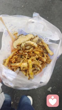 心理性喜欢会维持多久？

心理性喜欢是基于精神层面的深度认同与连接，和生理性吸引不同，它的维持时间没有固定答案，核心取决于双方的关系深度：
1. 和生理性喜欢对比，心理性喜欢更经得起时间考验
生理性的激情吸引通常只能维持6-18个月，会随着新鲜感消退逐渐减弱；而心理性喜欢是基于对方内在品质、价值观契合产生的，会随着共同经历的积累不断加深，不会被新鲜感消耗。
2. 深度心理连接可以长期维持，甚至伴随一生
当双方形成深度的心灵共鸣，心理性喜欢会随着信任、理解的累积不断生长，很多结婚几十年的伴侣，依然保有这种基于精神契合的喜欢，它会慢慢沉淀为生活里的习惯与依赖，变成生命的一部分。
3. 具体时长会受关系经营影响
如果双方愿意共同维护关系，一起创造新的共同经历，解决相处中的矛盾，心理性喜欢就能长久维持；如果双方缺乏深度互动、精神链接逐渐断裂，喜欢也会慢慢消散。配图