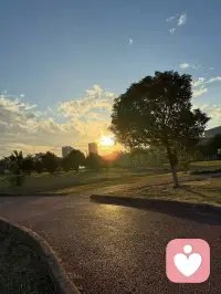 每个当下的自己都有各种情绪，不内耗，加油配图