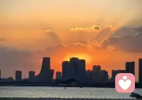 允许自己难过，允许自己暂停，那些藏在心底的情绪，终会被温柔化解，那些走过的难，都会成为往后的甜。慢慢来，心会安，一切都会慢慢变好。