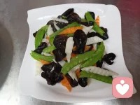 亲爱的朋友们，你们吃了吗？干饭无难事，只要肯张嘴，味蕾满足，心情满分💯！配图