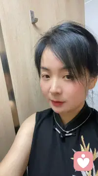 莫言这段话太震撼了：走近一个人的时候要慢点，以免看不清，离开一个人的时候，要快一点以免舍不得。人生海海，先有不甘，后有心安。成年人的世界里只做筛选不做教育。能说服一个人的从来不是道理，而是南墙，能点醒一个人的从来都不是说教，而是磨难。人生就是一场漫长的修行，我们每个人都在为自己的认知买单，聪明的人都将自己的经历变成经验，提高自己的认知，提高自己的生活幸福度。时间不回头，人生没有如果，生活只要适合自己的，都是最好的