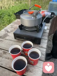 遛娃了！看看外婆配图