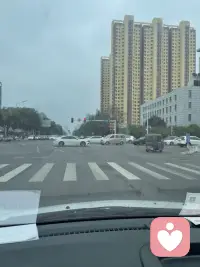越是艰难时，越是修心时！熬过无人问津的日子，静待花开！配图