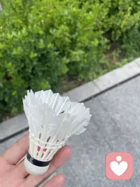 蓝天白云绿草地下运动完，泡在图书馆充电中，欢迎来倾诉畅聊配图