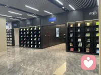 蓝天白云绿草地下运动完，泡在图书馆充电中，欢迎来倾诉畅聊配图