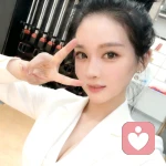 紫啧的头像