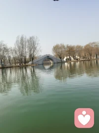 日落归山海，山海藏深意，没有人不遗憾，把未完成的故事交给岁月