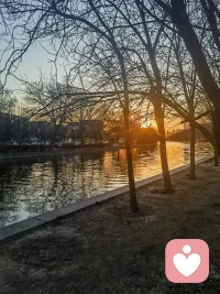 这个世界，其实没有别人，只有自己，你在世界就在，你不在，什么都不在了配图