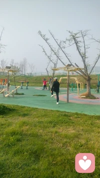 心情不好的时候就出门跑步吧，一路奔跑、一路风景，活力满满