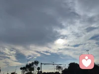 爱天空的人，总能接住细碎美好，这份晴朗治愈送给大家😊配图