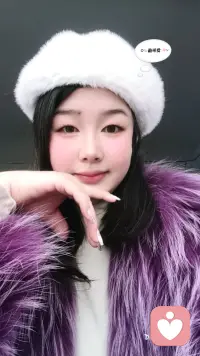 不评判、不打断、不着急给建议，只是安静地接住你的情绪。倾听，是最温柔的治愈。配图