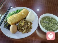 油条配白粥，是清晨最踏实的烟火气。