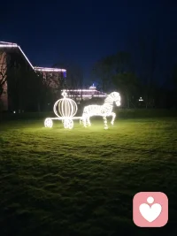 人生处处是风景，珍惜眼前最重要，鱼找鱼，虾找虾，乌龟找王八，努力的做好自己，其它的都交给时间，不要觉得错过了这个村就没那个店了，我告诉你后面还有个大超市呢配图