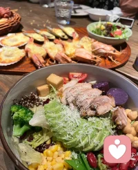 生活是旷野，不是轨道，允许一切发生。配图