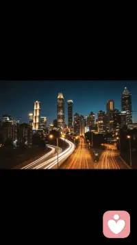 黑夜从来不是终点，而是黎明的前奏。再难的日子，睡一觉都会轻一点。愿你今夜无梦打扰，醒来满眼阳光。