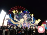 马蹄踏雪送冬去，春风染柳报春来。
感谢旧岁相知相伴，共度流光；新岁启封，愿君：
身似骏马，长葆龙马精神；
心若旷野，驰骋万里山河。
牛文亭携全家给您拜年啦！