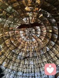 所有交往技巧，都赢不了一颗真心！
任何关系中，要善于换位思考，遇到事情的时候，问一下自己，你想要怎么被对待，就怎么对待他
同理，你想要怎么被他人对待，你就怎么对待自己！
很多时候，我们在关系中感到痛苦，是因为我们自己没有被爱满，如果我们自己都无法接纳和善待自己，就很难真正平等地去爱别人！也容易在关系中迷失自我！
先学会爱自己，尊严自己，才能带着丰盈的爱去滋养关系！