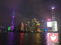 允许自己“暂时无法放下”，反而是放下的开始。就像流沙，紧握时流失最快。