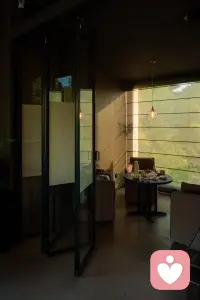 不要因为一次受挫，就否定全部的自己，一件事的成败，不能代表你整个人的价值。