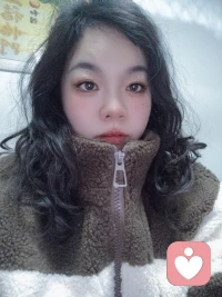 你说，他会不会有一天，突然想起了你的好，突然意识到，他错过了一个很好很好的女孩，然后开始后悔，开始怀念，也许那个时候，你已经走的很远很远了……配图