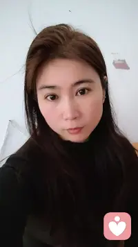 你的情绪树洞，专属陪聊师｜不评判、只倾听，陪你熬过所有不开心配图