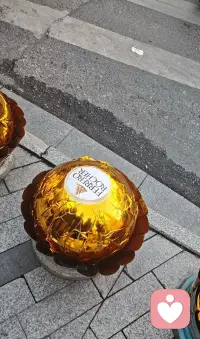 这费列罗也太大颗啦🍫吃起来会不会硌牙[恐惧]