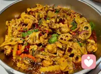 吃吃喝喝一天就过去了，不吃不喝这辈子就过去了。配图