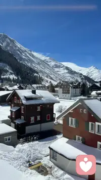 把心事交给冰川，把温柔还给河流，从此风轻云淡。