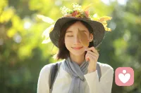 分手后的思念，是绝大多数人都会经历的心理状态。很多人误以为想念代表深爱和放不下，这种情绪大多源于习惯戒断、情绪空缺和未完成情结，并非真正适合复合。盲目联系只会重蹈内耗，理性判断才能做出对自己最有利的选择。