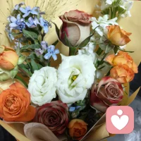 关键时刻掉链子！😤。出门在外，充电宝是必须的。好不容易来了一个倾听电话，手机没电了。
原谅自己的大头虾，晚安全世界！