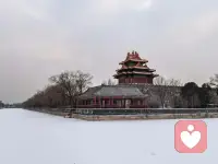 目前遗憾的事情是：活了半辈子，没有经历过刻骨铭心的爱也没体验过痛彻心扉的恨。
可能、大概、也许这就是大多数人的一生吧。