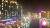 过年回家的火车上的夜景，愿世界和平、国泰民安。