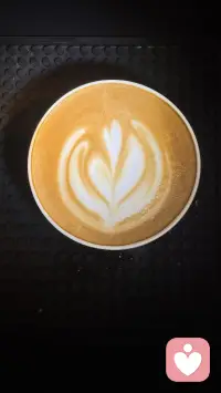 清晨的温柔，藏在一杯拿铁里☕
暖手暖胃，更暖日常
原您的今天，和这杯咖啡一样，温柔又有力量✨配图