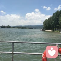 渡你的不是佛也不是别人，而是你的孩子，孩子比我们想像的更爱我们 ，请好好爱我们的宝贝配图