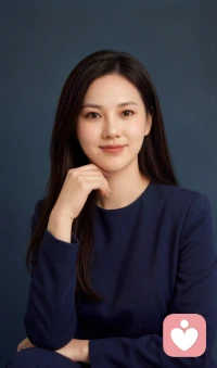 清晨唤醒自己，
不是奔赴别人的期待，而是向内扎根、向上生长✨
放下内耗，清空杂念，沉淀力量，
把温柔和坚定留给自己，新一天全力以赴💪
 
来心晴小站一起慢慢变好❤️配图