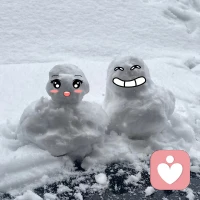 感情中最难得的，不是两情相悦，而是双方是否对这段感情足够的珍惜和忠诚，这个复杂的情感世界，在诱惑面前，希望大家都能发现，最爱的人都在自己的身边陪着。