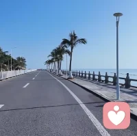 想象里的生活和现实里的生活是不一样的，还有那么多人会沉浸在里面，是为了让自己更舒适，让自己能得到片刻的安慰配图