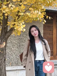 允许自己偶尔枯萎，再借由倾听，重新盛开。配图