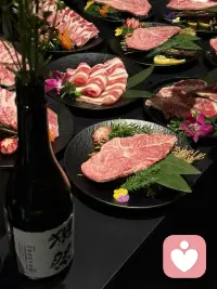 听你，懂你，但不‘定义’你，情绪没有对错，存在即合理，我是你的回音壁，让你的心声不被反弹伤害。”配图