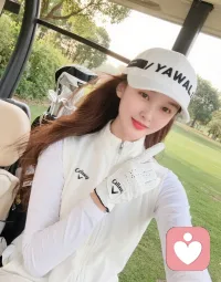 讲不出，忍不下的那些情绪，内心里需要被看见的那些委屈，在此能够被安稳的承接，可以被听懂，让那些讲不明白的都清晰。配图