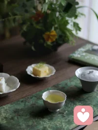 这个世界所有的经历都是让你觉醒，让你绽放自己，花时间花精力，去面对自己的内心，在不理解当中，去找到自己的内在。