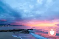 真正的治愈，往往始于一次被真正听见。
我是一名倾听师，提供安全、保密的倾听空间。在这里，你可以放下“坚强”，坦然表达脆弱，梳理情绪脉络。
如果你正感到孤独、压抑或迷茫，或许一次专注的倾听能带来转变。私信预约，我在这里配图