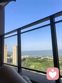 平静是另一种热情，自己煨着自己，小火慢炖，自己让自己浓郁。