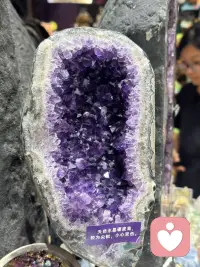 没有心理有病的人，只有在爱里有故事的人！配图